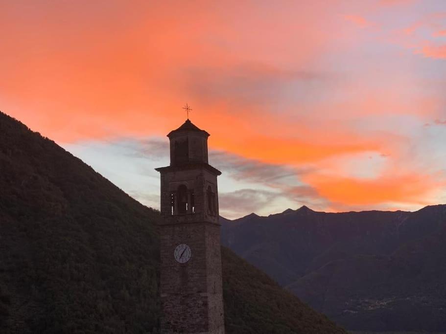 Casa Del Cios Calda E Intima Casetta Immersa Nel Verde Delle Montagne Alpe Basciumo Exterior photo